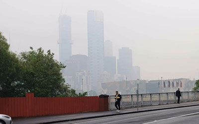 Bushfire smoke blankets Melbourne on 6 January 2020.